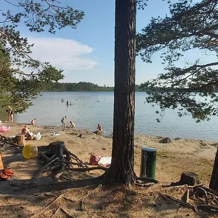 Maentysaari Luonnonrauhaa Kaupungin Laehellae.