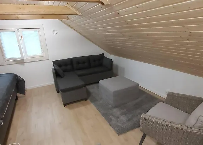 Maentysaari Luonnonrauhaa Kaupungin Laehellae. Alpstuga Kontiolahti