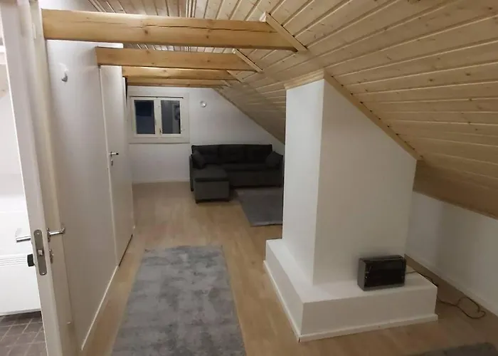 Maentysaari Luonnonrauhaa Kaupungin Laehellae. Chalet